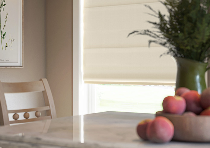 Lyra, Dairy - Motorised Roman Blind - Image 5
